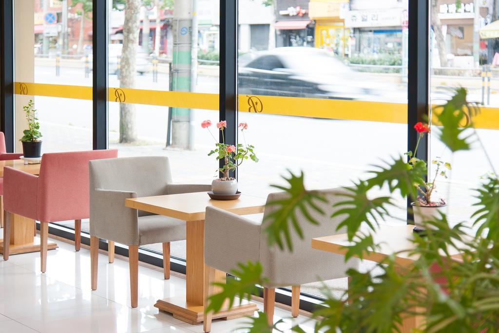 Benikea Hotel Flower Сеул Экстерьер фото