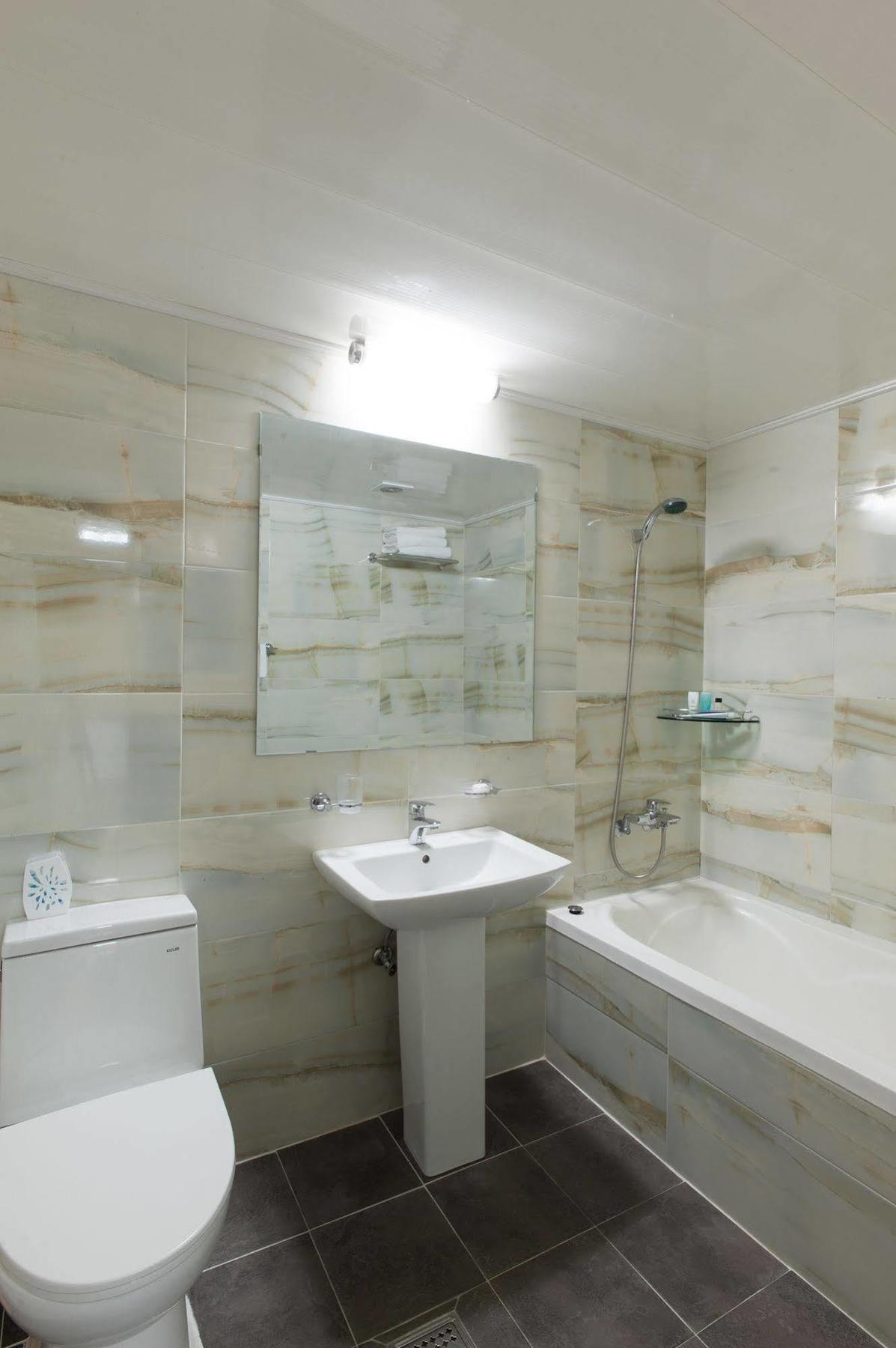 Benikea Hotel Flower Сеул Экстерьер фото