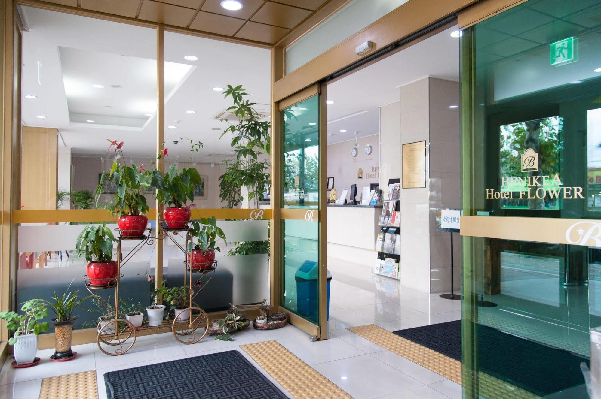 Benikea Hotel Flower Сеул Экстерьер фото